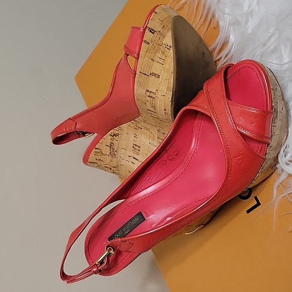 Louis Vuitton Vernis Wedge heels - Picture 5 of 5